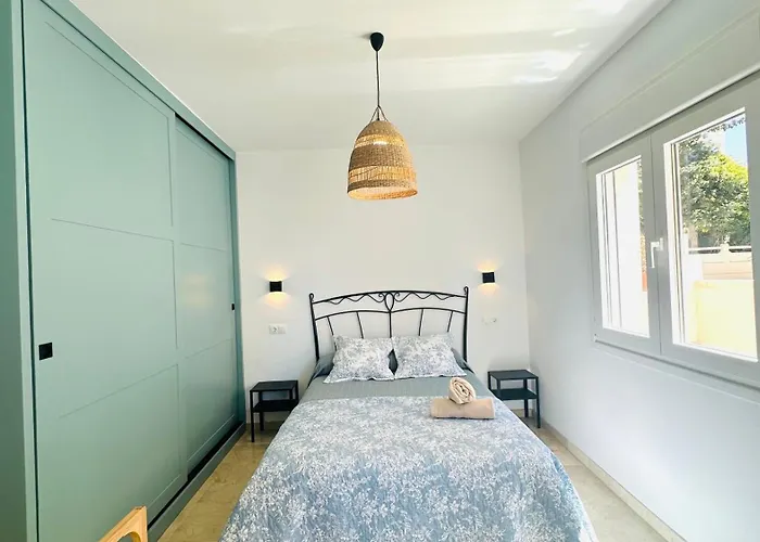 Marina Bay Apartment